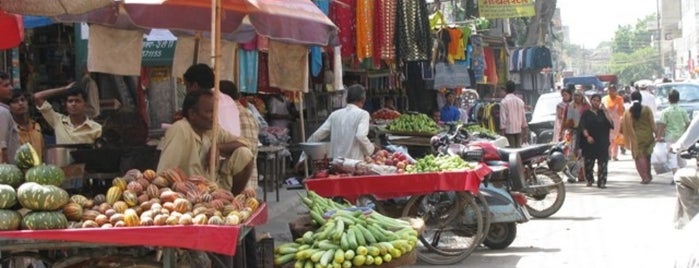 Bhogal Market is one of New Delhi.
