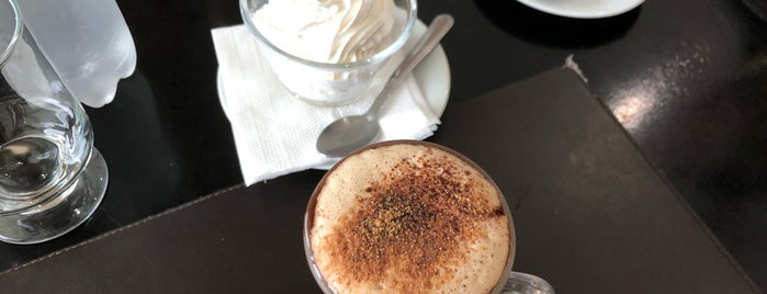 Terraço Café is one of Posti che sono piaciuti a Malila.
