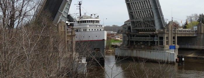 Manistee Draw Bridge is one of USA 1st Time.