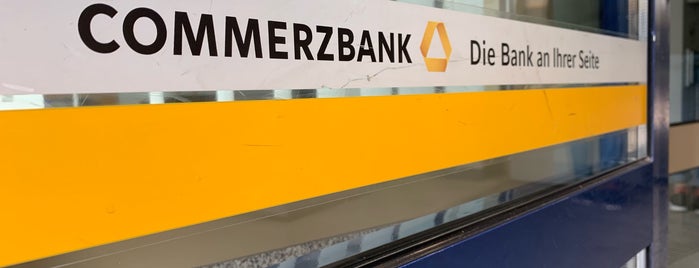 Commerzbank is one of Robertさんのお気に入りスポット.