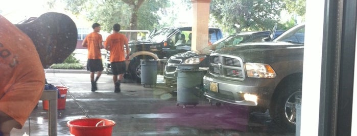 America's Car wash is one of Tempat yang Disukai Bev.