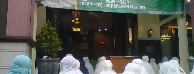 Masjid Baitul Izzah is one of @_@".