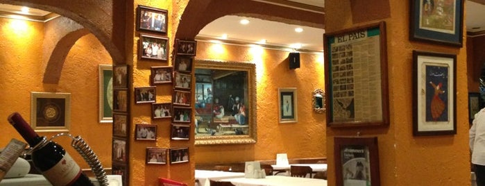 Masal Cafe & Resturant is one of สถานที่ที่ Orhan ถูกใจ.