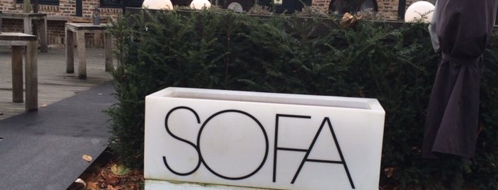 Sofa is one of สถานที่ที่บันทึกไว้ของ Maarten.