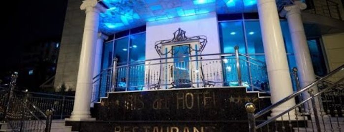 Iris Art Hotel is one of Tempat yang Disimpan Елена.