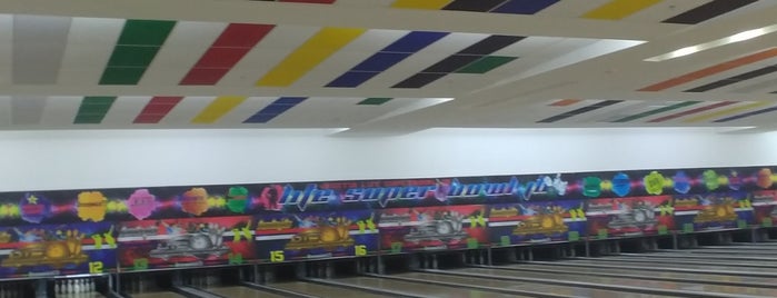 Ampang Superbowl is one of Bowling alleys @ Johor Bahru.
