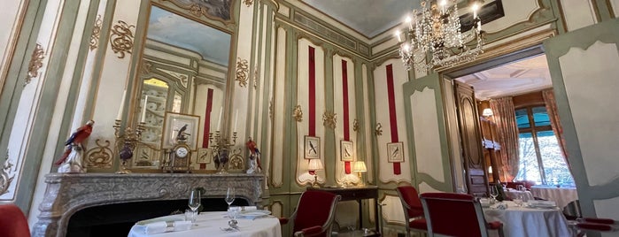 Le Clarence is one of The World's 50 Best Restaurants 2021 (1-100).