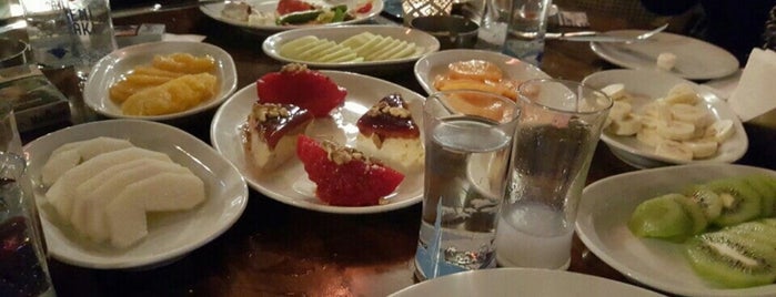 Sofa Et&Kebap Restaurant is one of Burakさんのお気に入りスポット.