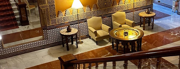 Hotel Alhambra Palace is one of Mini honeymoon.