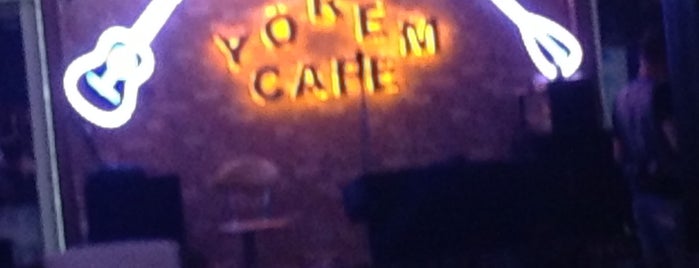 Yorem Cafe is one of สถานที่ที่ ♥♥♥ ถูกใจ.