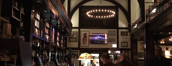 The Red Lion Pub is one of Posti che sono piaciuti a Ozzie.