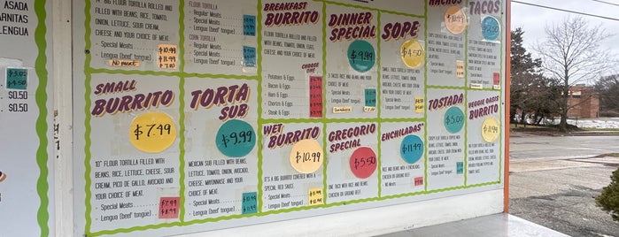 El Oasis Taco Truck is one of East Lansing to-do.