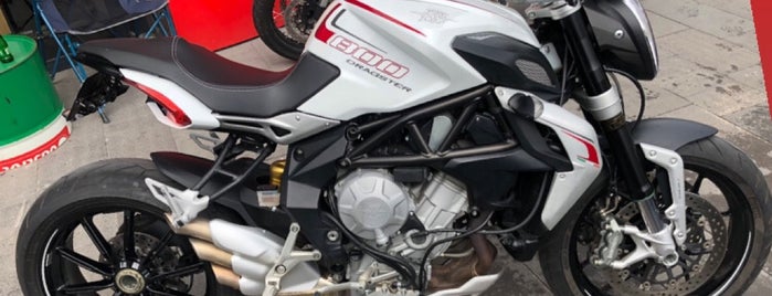 KORLAS DUCATI MOTORCYCLES TÜRKİYE is one of Posti che sono piaciuti a baha ali.