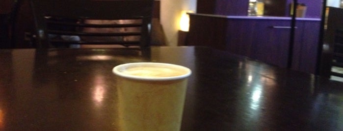 Coffee Drop is one of Tempat yang Disukai Rogelio.