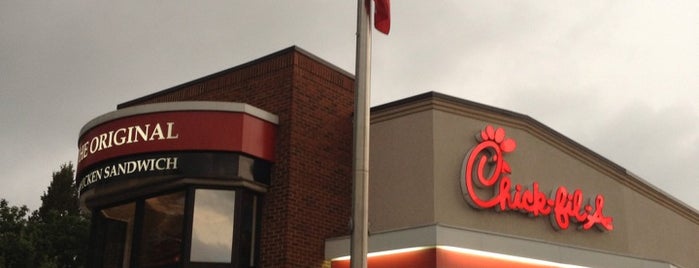 Chick-fil-A is one of Orte, die Allan gefallen.