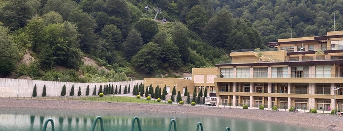 Qafqas Tufandağ Mountain Resort Hotel is one of Tempat yang Disukai Khawla.