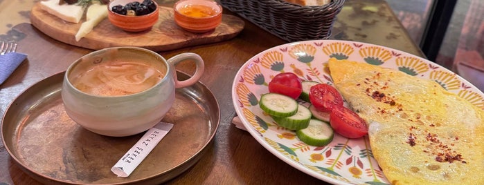 Gramaj Coffee is one of Istanbul breakfast.