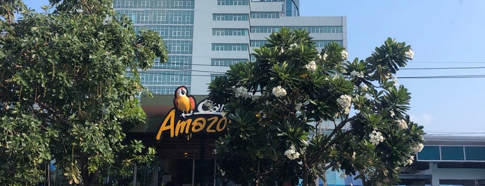 Café Amazon is one of ？.