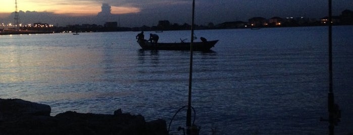 Naij® Fishing Spot is one of Spots.