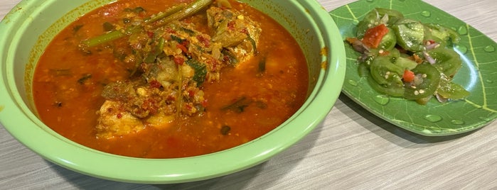 Restoran Ikan Tude Manado is one of Wisata kuliner.