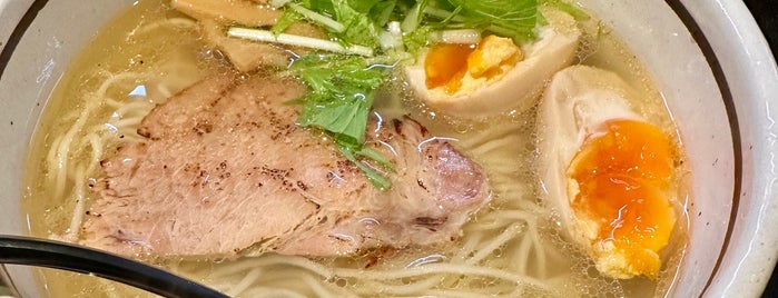 麺屋 焔 is one of Lieux sauvegardés par Hide.