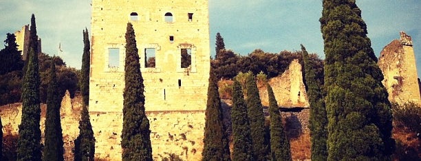 Castello di Arco is one of nuova vita.