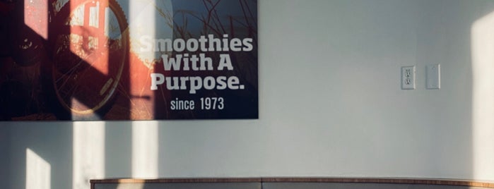 Smoothie King is one of Ares’s Liked Places.