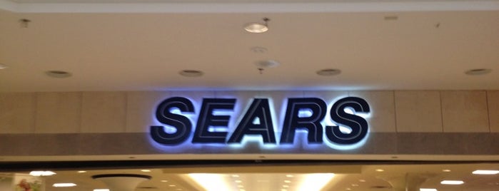 Sears is one of Locais curtidos por Eileen.