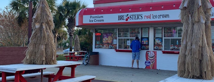 Bruster's Real Ice Cream is one of Beach trip.