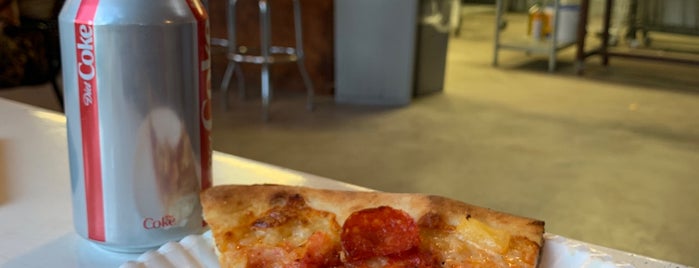 Pizza Foundation is one of marfa.