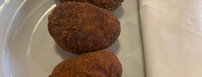 Croqueteria is one of Lisbon <3.