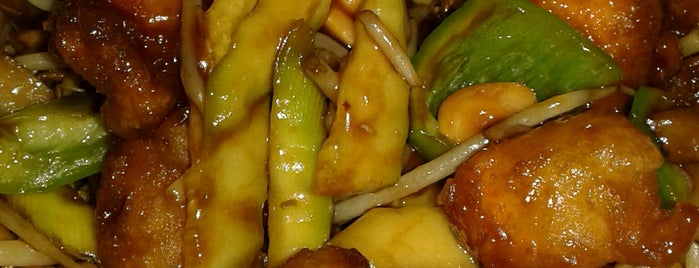Chinese&Sushi Express is one of Posti che sono piaciuti a selin.