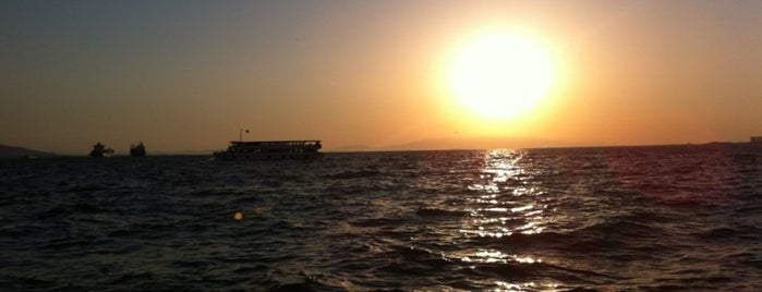 Sunset is one of İzmir İzmir.