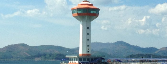 ท่าเรืออันดามันคลับ (ฝั่งระนอง) Andaman Club Club Pier (Ranong Side) is one of Настоящий Пхукет.