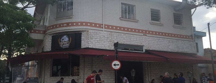 Amigos do Eddie Bar e Restaurante is one of Bares e pubs ☆彡.