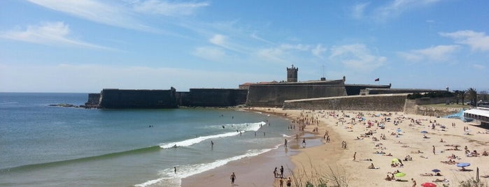 Praia da Torre is one of TOP Oeiras.