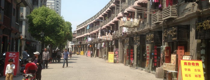 Duolun Road Cultural Street is one of Shanghai Musts.