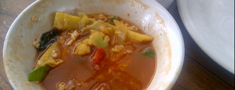 Ayam Penyet Joko Solo is one of Food.