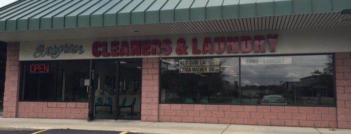 Evergreen Dry Cleaners & Laundromat is one of Aundrea’s Liked Places.
