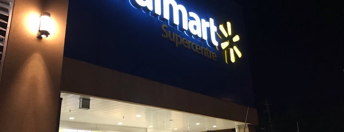 Walmart Supercentre is one of Tempat yang Disukai Danielle.