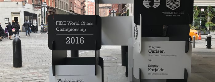 2016 World Chess Championship is one of Lugares favoritos de Mark.