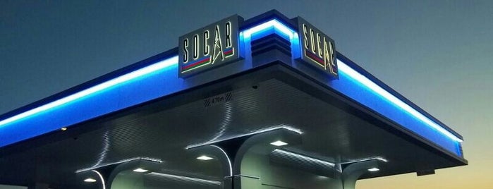 АЗС Socar is one of สถานที่ที่ Denis ถูกใจ.