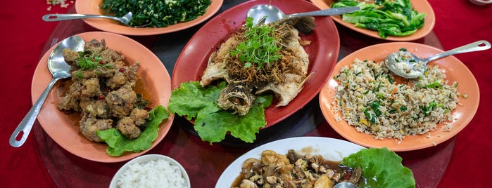 Benson Seafood - Kuching is one of Kuching Food.