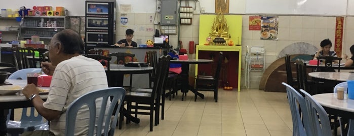 Restaurant Hakka Boy is one of Petaling Jaya.
