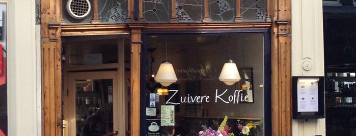 Zuivere Koffie is one of De Grachten 2/2: Slapen, eten & drinken ❌❌❌.