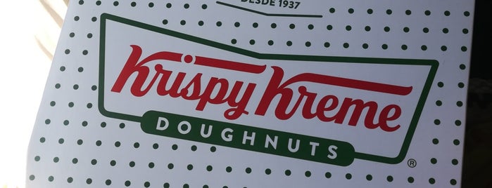Krispy Kreme is one of Fernandaさんのお気に入りスポット.