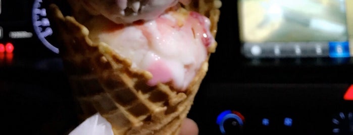 Baskin-Robbins is one of Sharjah Food.