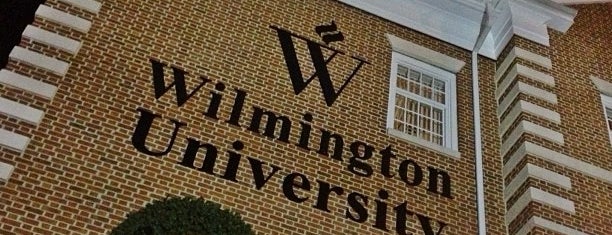 Wilmington University is one of Locais curtidos por Lizzie.