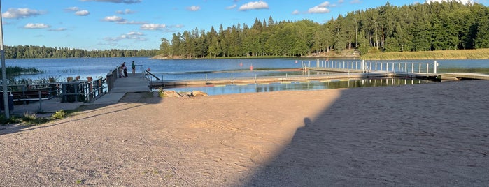 Oittaan uimaranta is one of Beaches in Helsinki, Espoo and Vantaa.