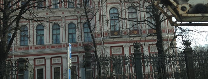 Площадь Труда is one of Шоссе, проспекты, площади Санкт-Петербурга.